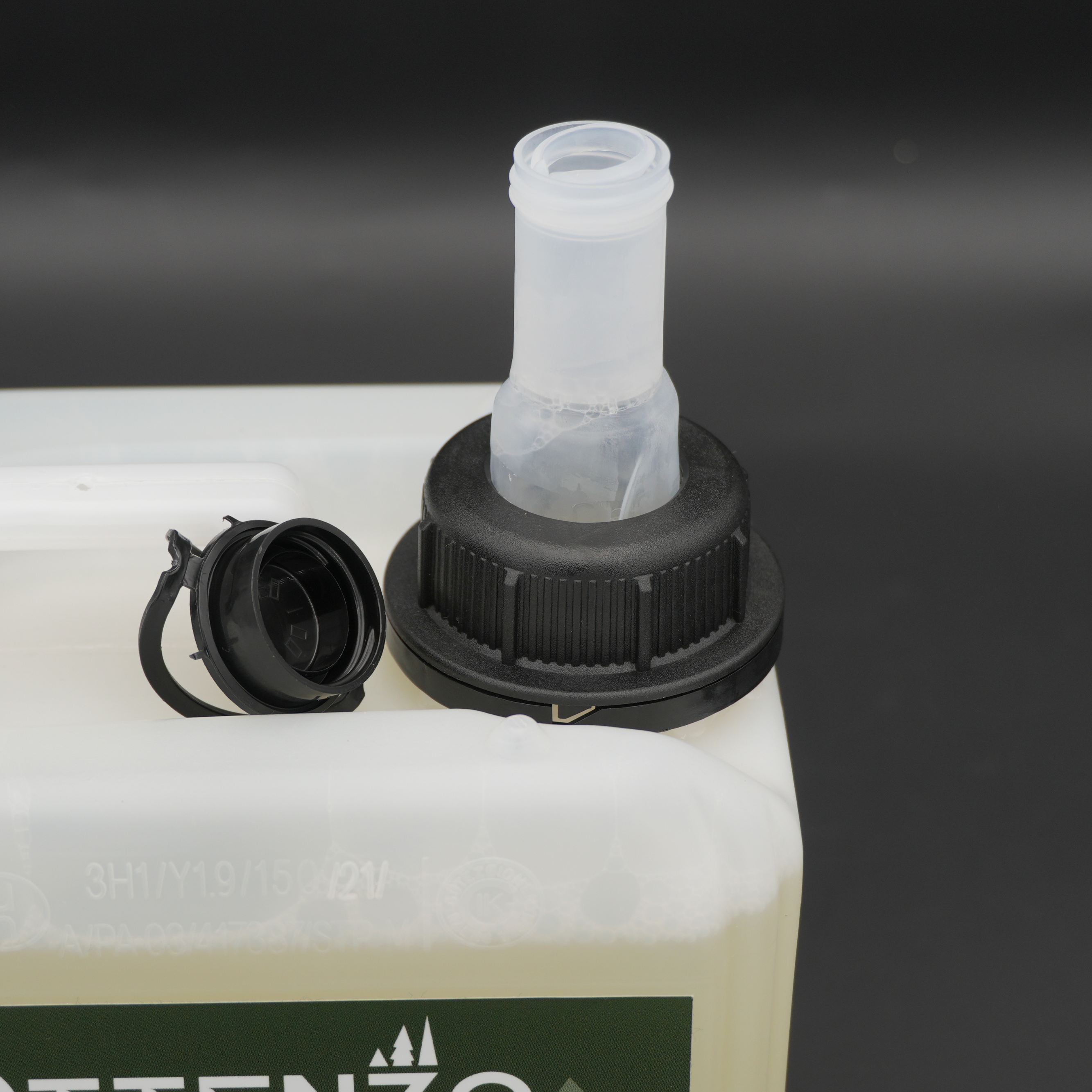 Pferdeanhänger & Transporter Reiniger 2L + GRATIS Refill & Spray 1L